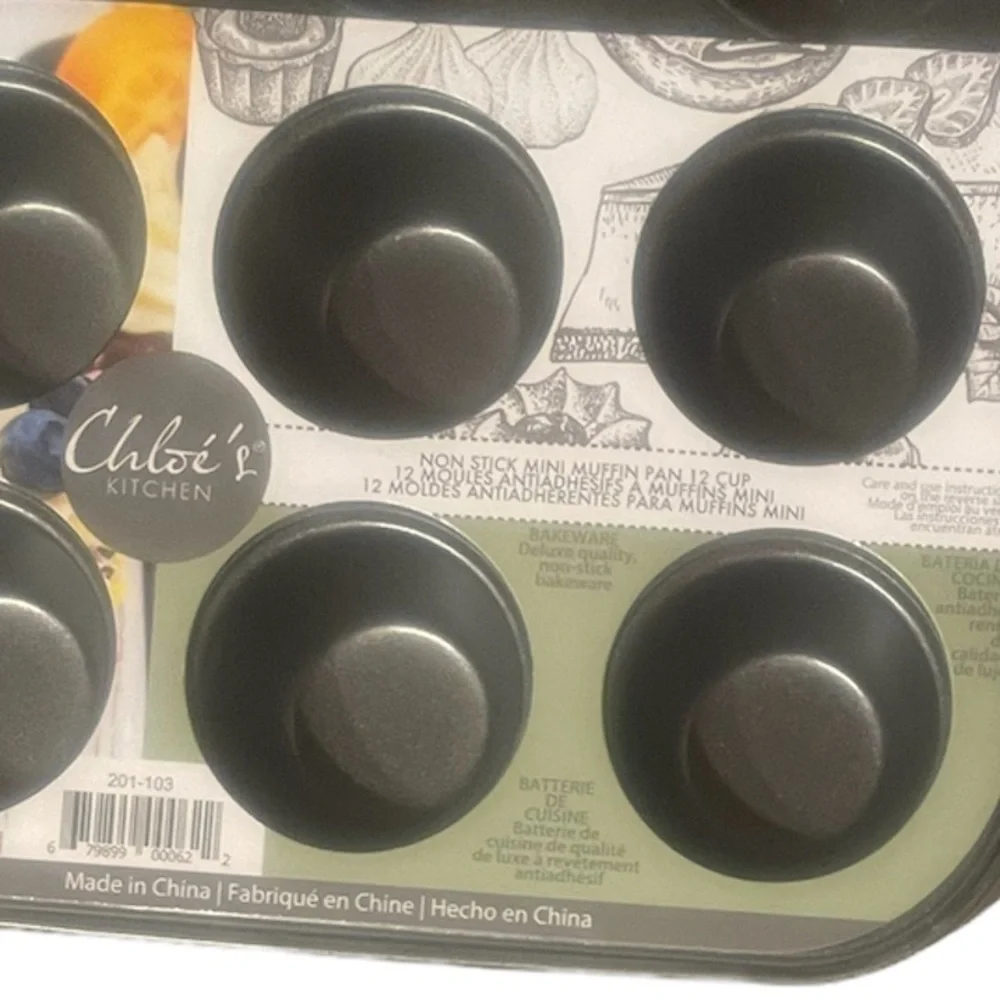 Mini muffin baking tin